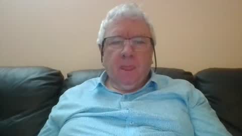 Snapshot of springtine chatting on 06-14-26, 10:56 springtine online show from 06-14-26, 10:56