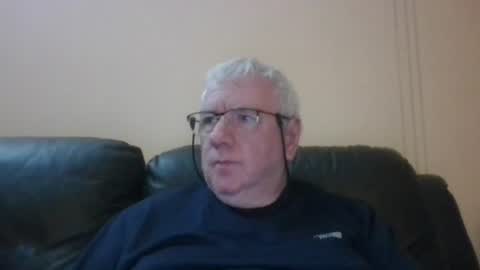 Snapshot of springtine chatting on 08-01-26, 09:57 springtine online show from 08-01-26, 09:57