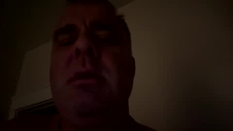 Snapshot of sprtsnut33 chatting on 01-10-25, 01:32 sprtsnut33 online show from 01-10-25, 01:32