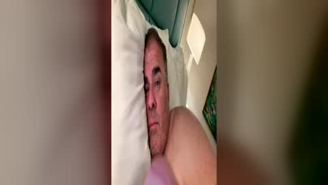 sprtsnut33 online show from 06-18-26, 04:35