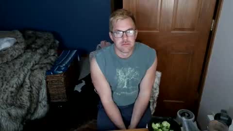 Snapshot of spun_redneck chatting on 03-21-26, 09:58 Spun Redneck online show from 03-21-26, 09:58