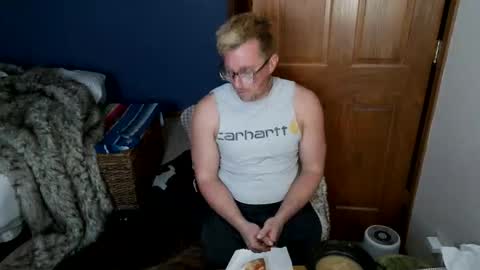 Snapshot of spun_redneck chatting on 03-23-26, 12:47 Spun Redneck online show from 03-23-26, 12:47