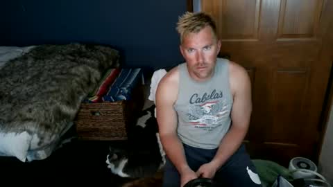 Snapshot of spun_redneck chatting on 04-16-26, 12:11 Spun Redneck online show from 04-16-26, 12:11