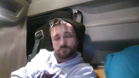 Snapshot of spyco82 chatting on 01-27-25, 07:24 spyco82 online show from 01-27-25, 07:24