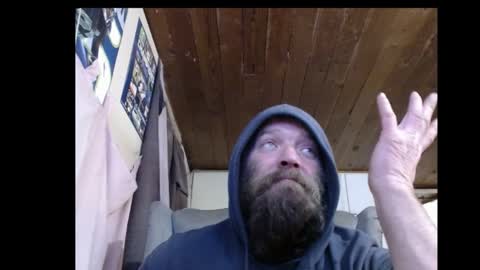 Snapshot of squegly chatting on 12-25-24, 05:37 Bryan online show from 12-25-24, 05:37