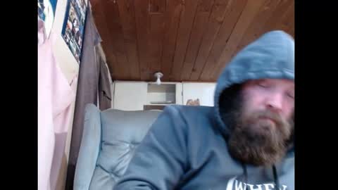 Snapshot of squegly chatting on 02-09-25, 06:54 Bryan online show from 02-09-25, 06:54