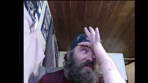 Snapshot of squegly chatting on 11-06-25, 08:15 Bryan online show from 11-06-25, 08:15