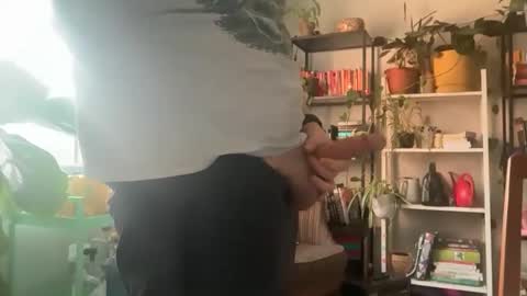 Snapshot of squilliamtentaclez chatting on 01-12-26, 08:03 squilliamtentaclez online show from 01-12-26, 08:03