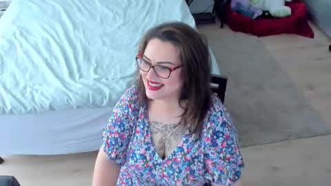 Kim online show from 11-13-25, 10:14