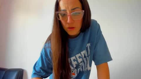 Tati online show from 01-16-25, 03:35