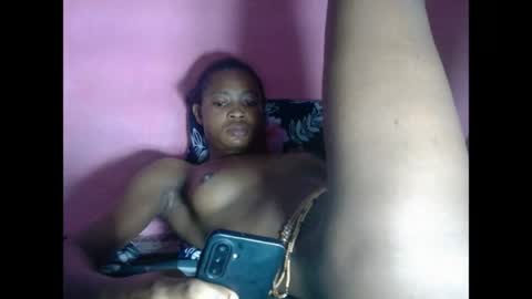 Snapshot of squirty_joy chatting on 07-22-26, 05:10 Magdalen online show from 07-22-26, 05:10