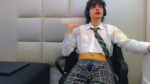 ethan online show from 02-13-26, 01:07