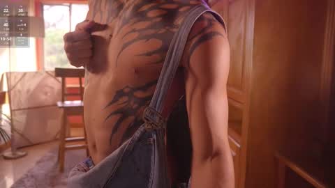 Snapshot of srerotic chatting on 10-26-25, 08:48 Matt online show from 10-26-25, 08:48