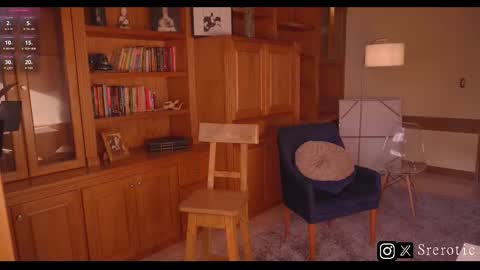 Snapshot of srerotic chatting on 11-22-25, 09:03 Matt online show from 11-22-25, 09:03