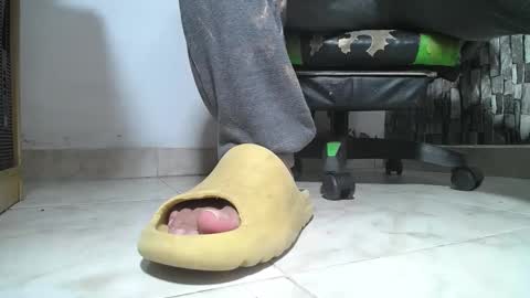 sr master cum its my old account online show from 06-09-26, 05:08