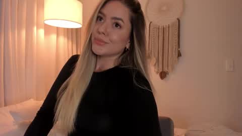 Snapshot of srta__sophie chatting on 03-23-26, 12:14 Sophie 3 online show from 03-23-26, 12:14