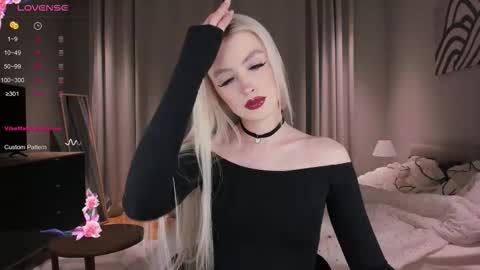 Alexandra online show from 11-20-25, 10:09