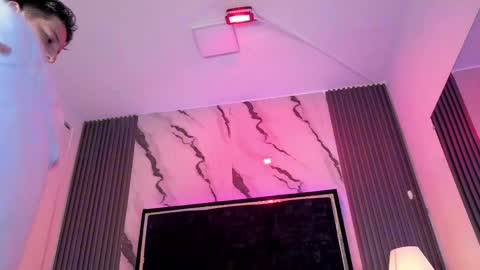 Snapshot of ssexcouple chatting on 05-31-26, 10:22 Try my private online show from 05-31-26, 10:22