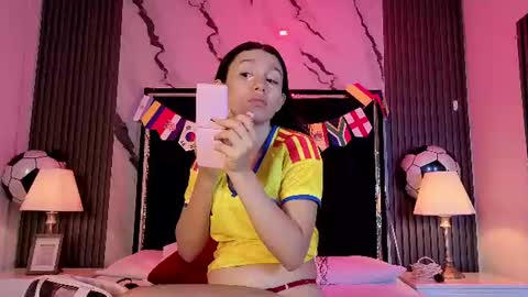 Snapshot of ssexcouple chatting on 06-27-26, 10:53 Try my private online show from 06-27-26, 10:53