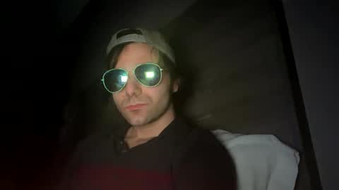 Snapshot of sshhjjnnss chatting on 03-23-26, 01:31 sshhjjnnss online show from 03-23-26, 01:31