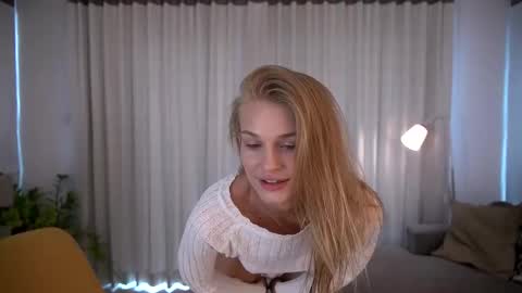 Scarlett online show from 03-09-25, 04:16