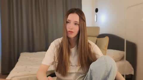 Chloe online show from 05-29-26, 05:16