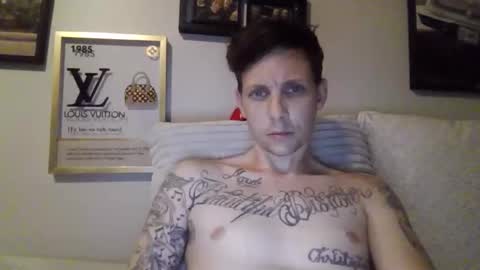 BI TATTED GUYS CHILLN online show from 06-09-26, 02:56