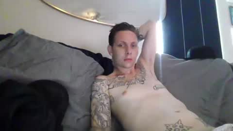 BI TATTED GUYS CHILLN online show from 06-12-26, 06:56