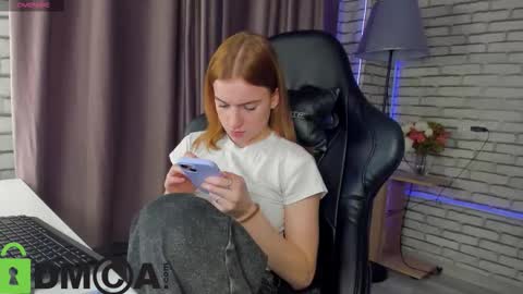 Stacey GMT5 Mo Tu We Th Fr Sa 3am -10am online show from 02-03-26, 01:04