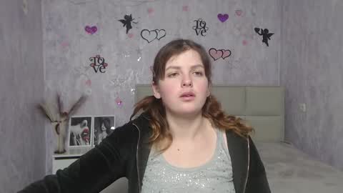 Stacey online show from 02-17-25, 06:42