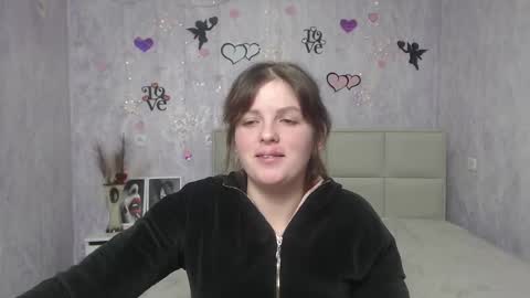 Stacey online show from 02-27-25, 12:34
