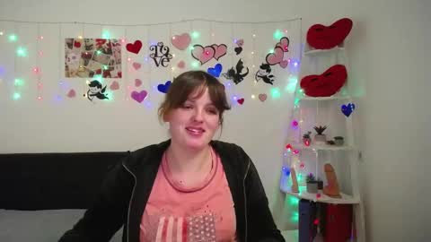 Stacey online show from 03-11-25, 03:45