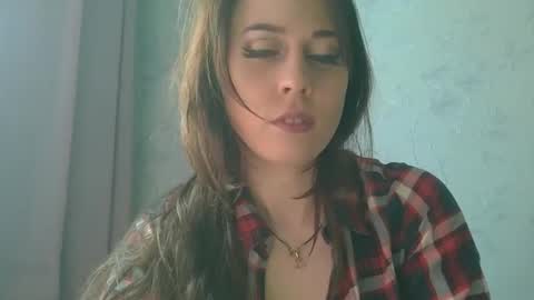staceywellsx online show from 05-13-26, 08:23