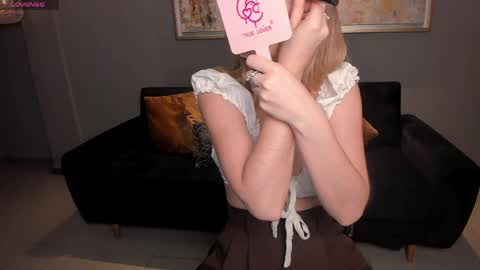 Snapshot of staceywood_ chatting on 06-06-26, 11:04 Stacy Woods online show from 06-06-26, 11:04