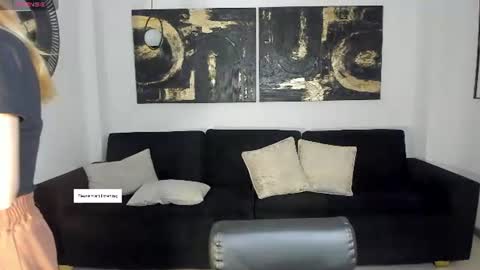 Stacy Woods online show from 07-05-26, 10:55