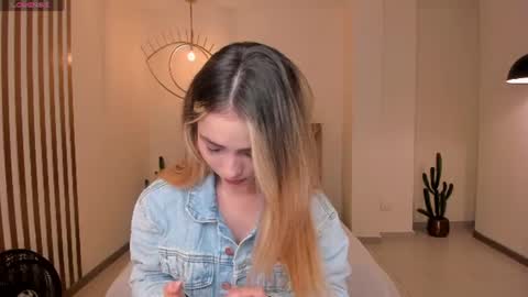 Stacy Woods online show from 07-28-26, 11:17
