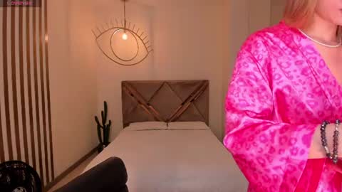 Stacy Woods online show from 07-28-26, 12:48