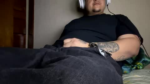 Snapshot of stacks214 chatting on 01-27-25, 05:47 Vibez420 online show from 01-27-25, 05:47
