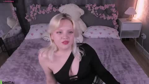 Stacy allenn online show from 05-11-26, 04:04