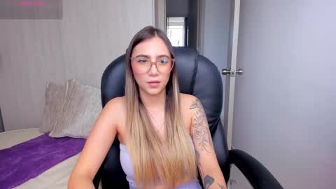 Stacy Conner online show from 09-19-25, 08:09