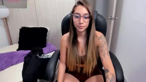 Snapshot of stacyconner chatting on 01-07-26, 12:35 Stacy Conner online show from 01-07-26, 12:35