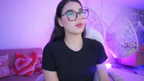 stacycooper_ online show from 06-26-26, 07:07