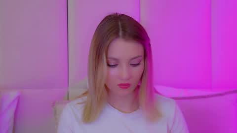 StacyEvances online show from 05-18-26, 04:51