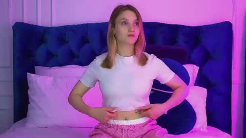 StacyEvances online show from 06-29-26, 06:41