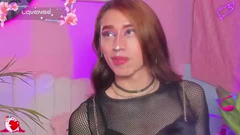 Snapshot of star_mor_ chatting on 02-12-25, 06:29  estrellita online show from 02-12-25, 06:29