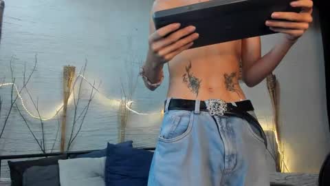 starcrow19 online show from 12-03-25, 10:19