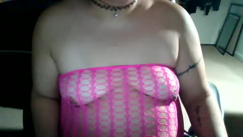 Snapshot of starella___saxxxton chatting on 01-18-25, 11:43 starella___saxxxton online show from 01-18-25, 11:43