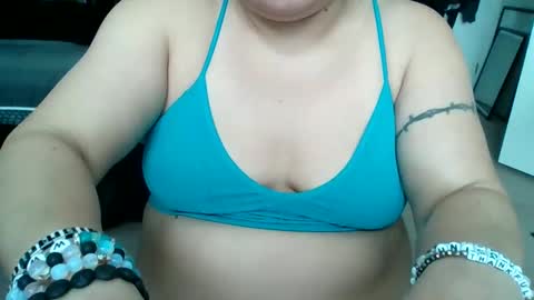 Snapshot of starella___saxxxton chatting on 01-23-25, 07:40 starella___saxxxton online show from 01-23-25, 07:40