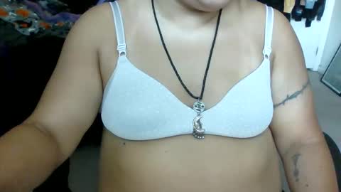 Snapshot of starella___saxxxton chatting on 09-18-25, 03:36 starella___saxxxton online show from 09-18-25, 03:36