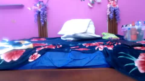 alejandra online show from 06-17-26, 08:10